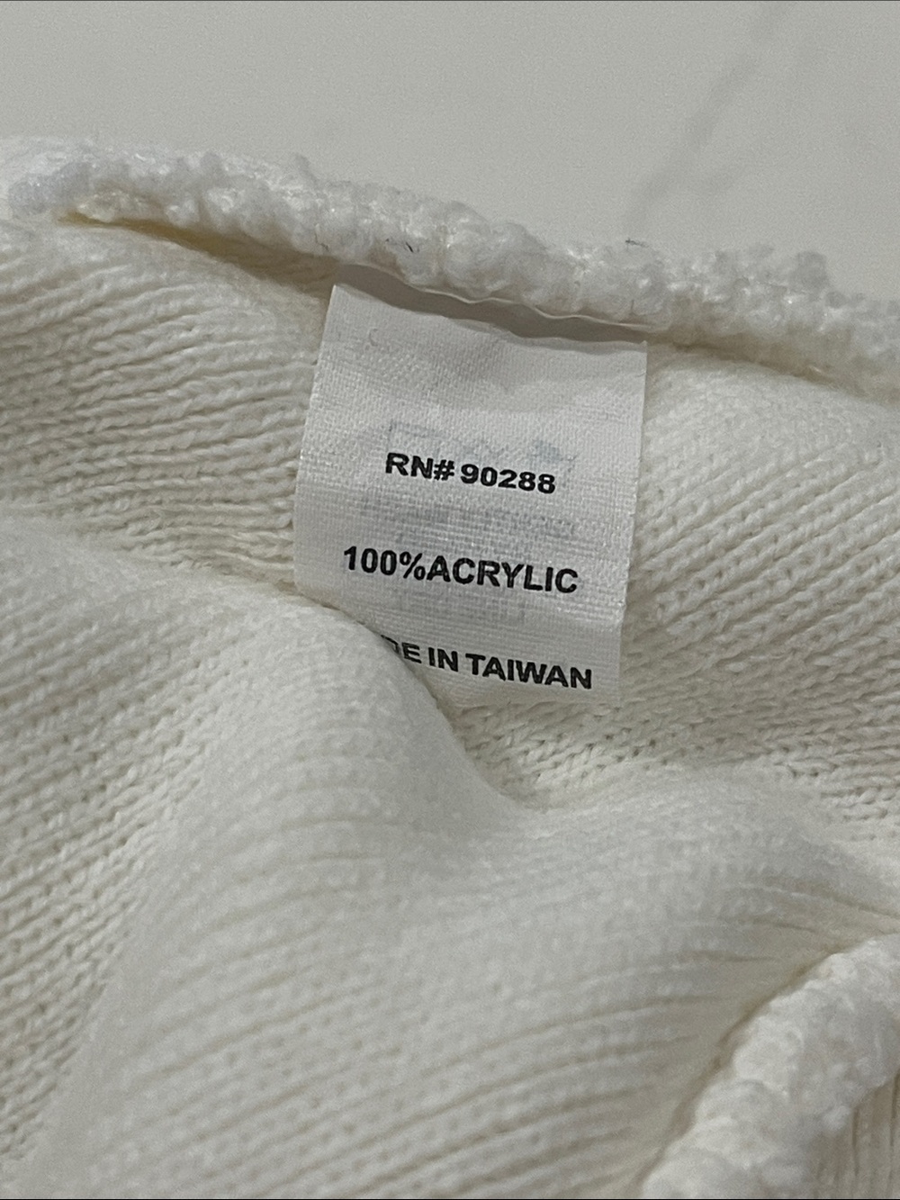 NWOT Adidas White Beanie with Black Logo Stripe - Picture 5 of 5